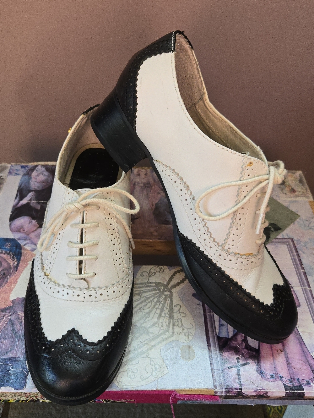 Bass Two-Tone Black & White Women's Brogue Oxfords Wingtips